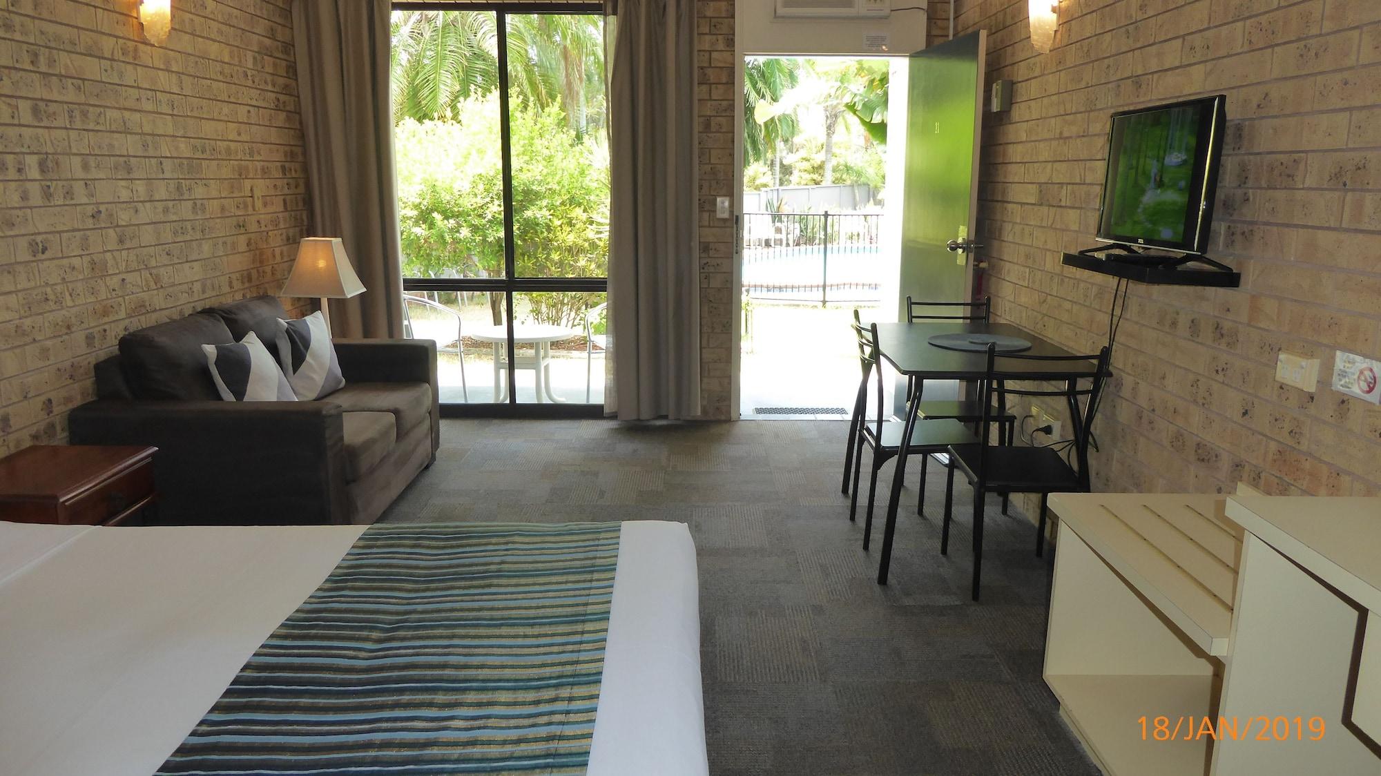 Tower Court Motel - Adults Only Haven Hervey Bay Exteriér fotografie