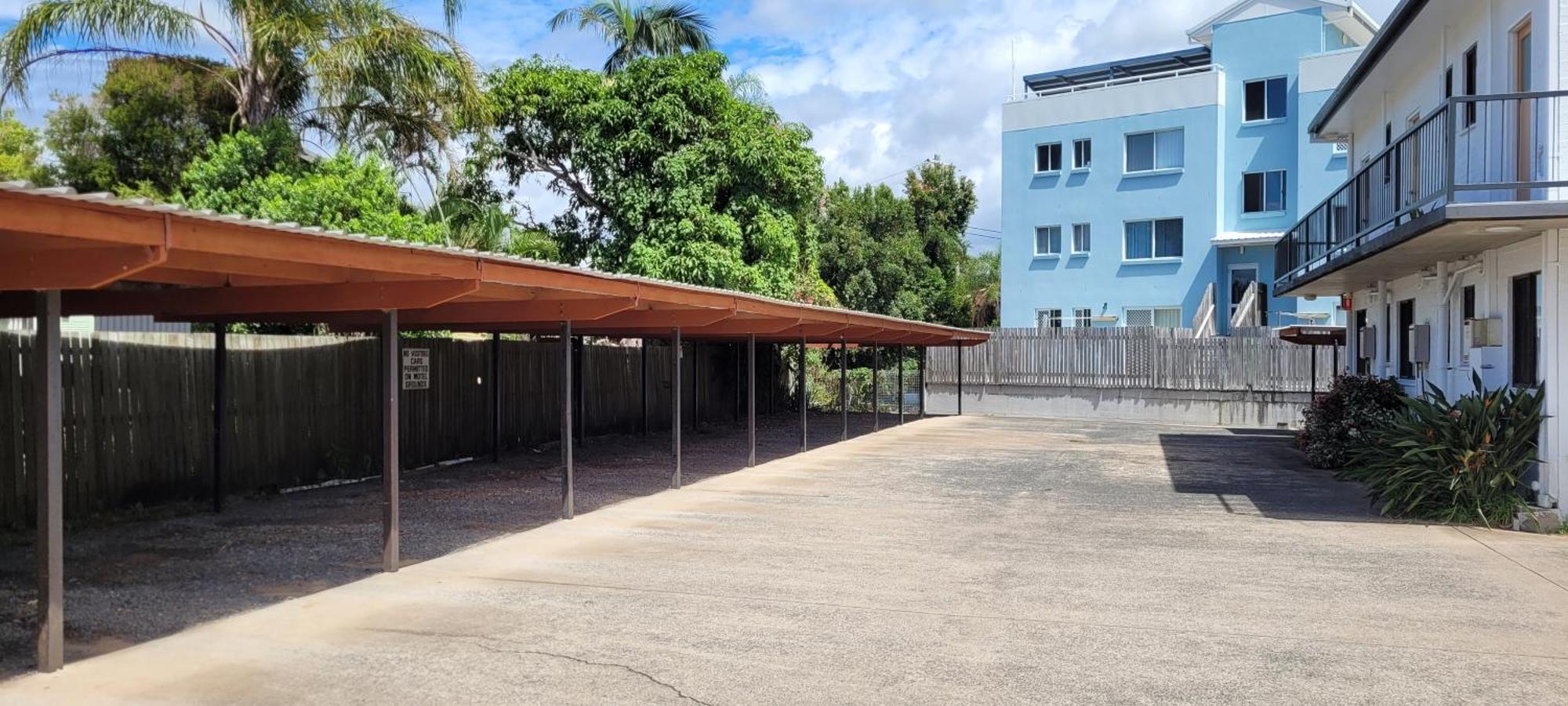 Tower Court Motel - Adults Only Haven Hervey Bay Exteriér fotografie