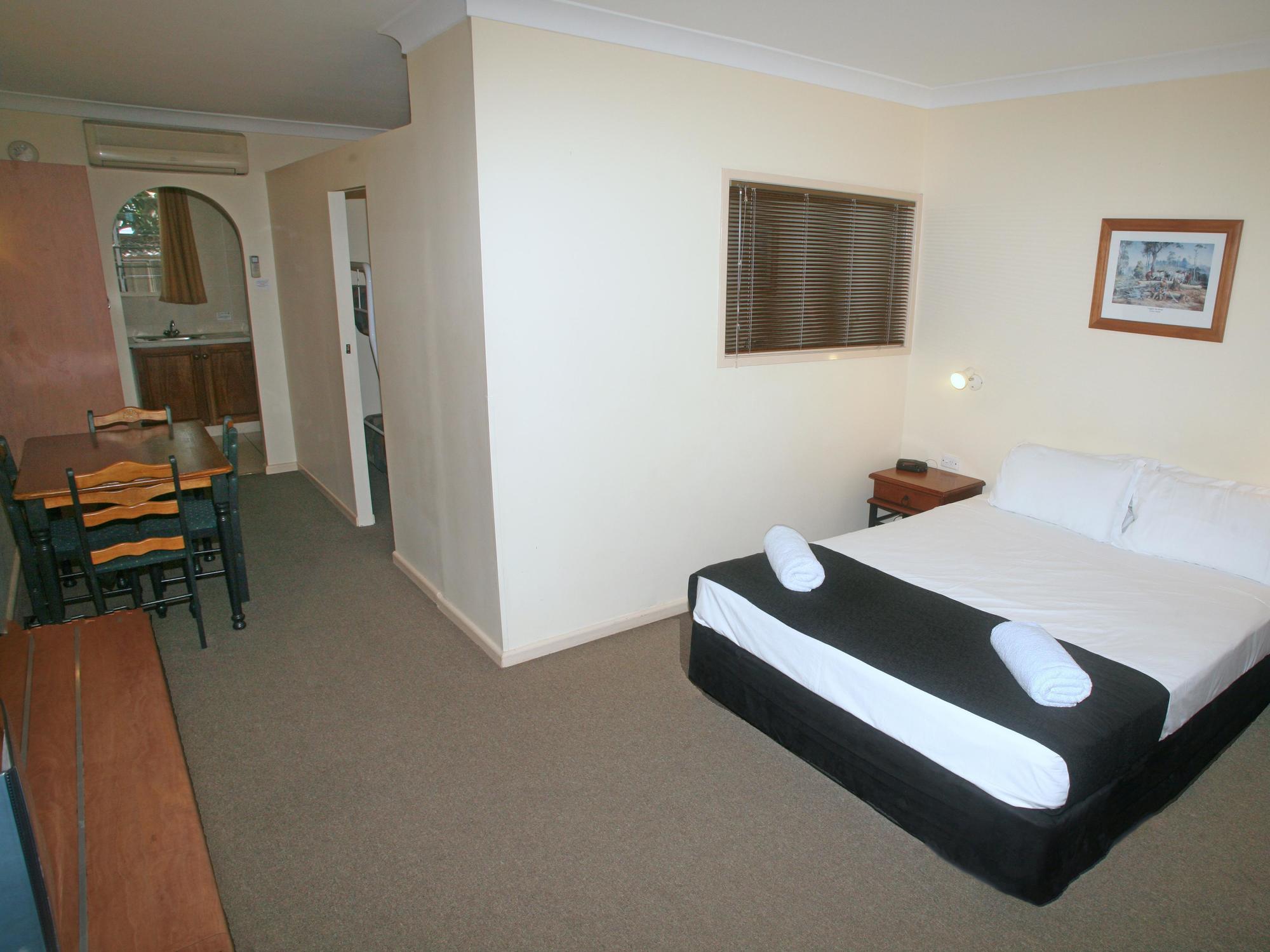 Tower Court Motel - Adults Only Haven Hervey Bay Exteriér fotografie