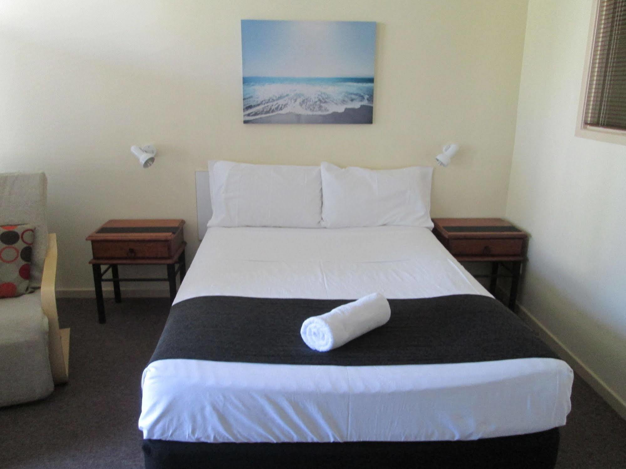 Tower Court Motel - Adults Only Haven Hervey Bay Exteriér fotografie